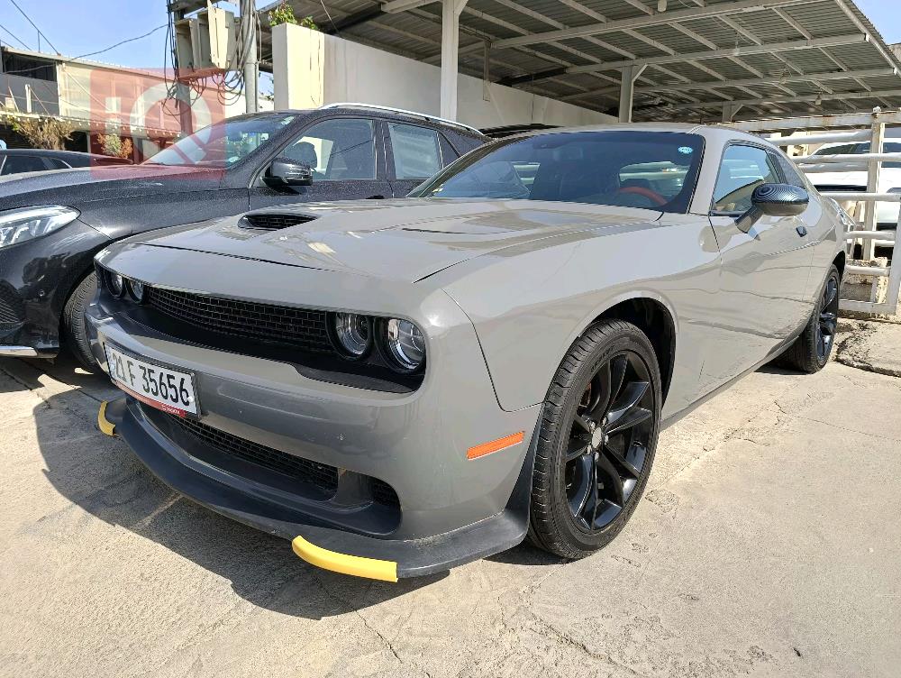 Dodge Challenger